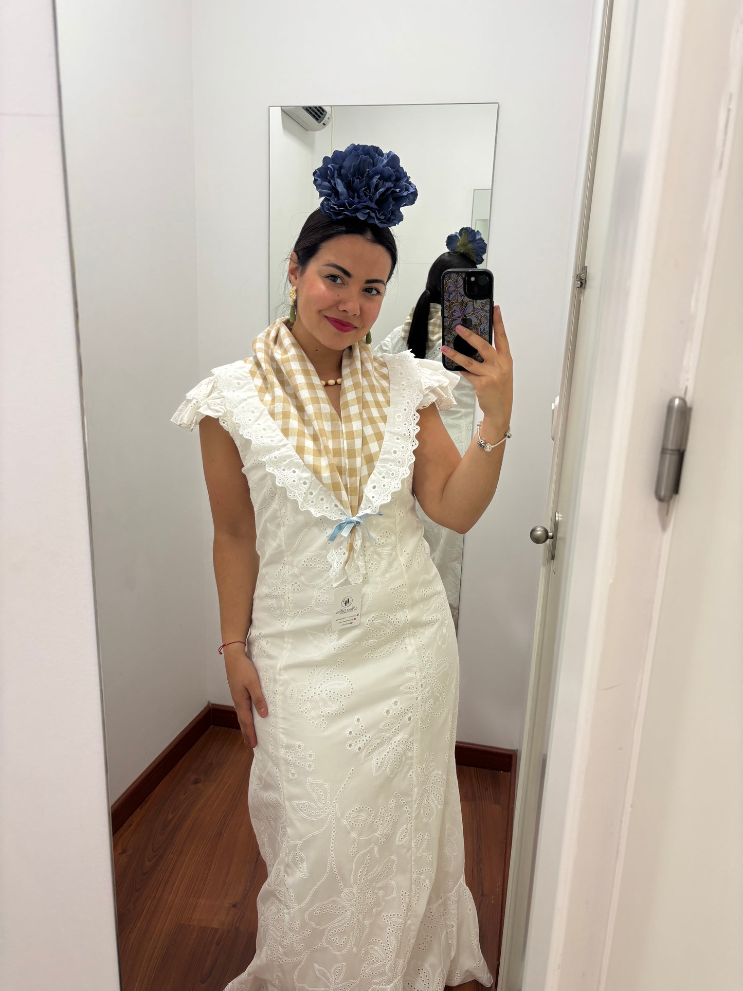 Bata perforada blanca