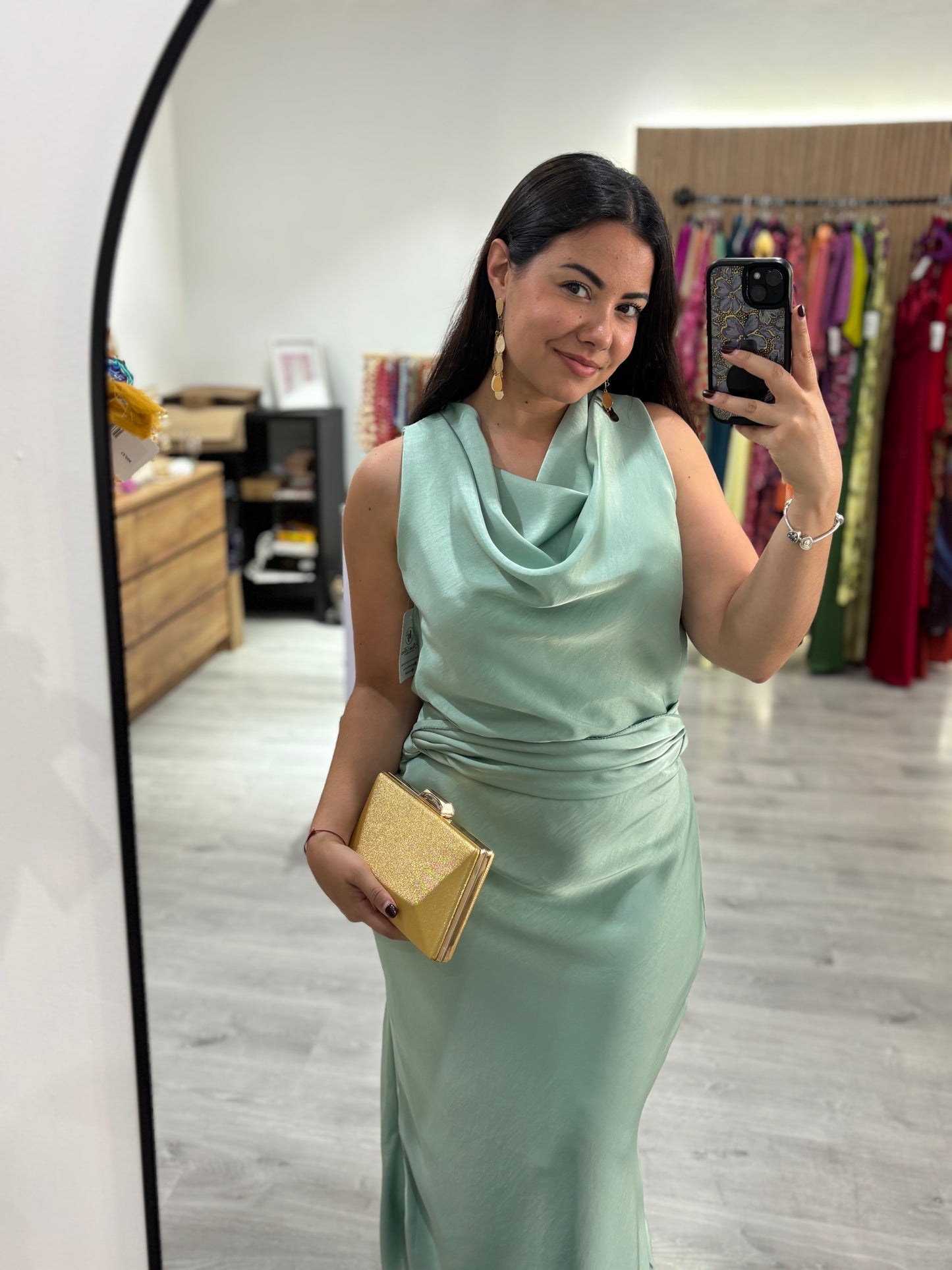 Vestido cascada verde agua