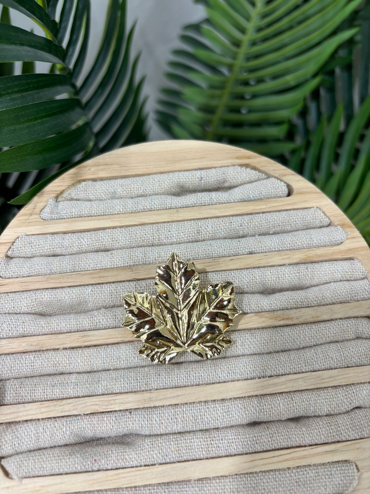 Broche hoja parra