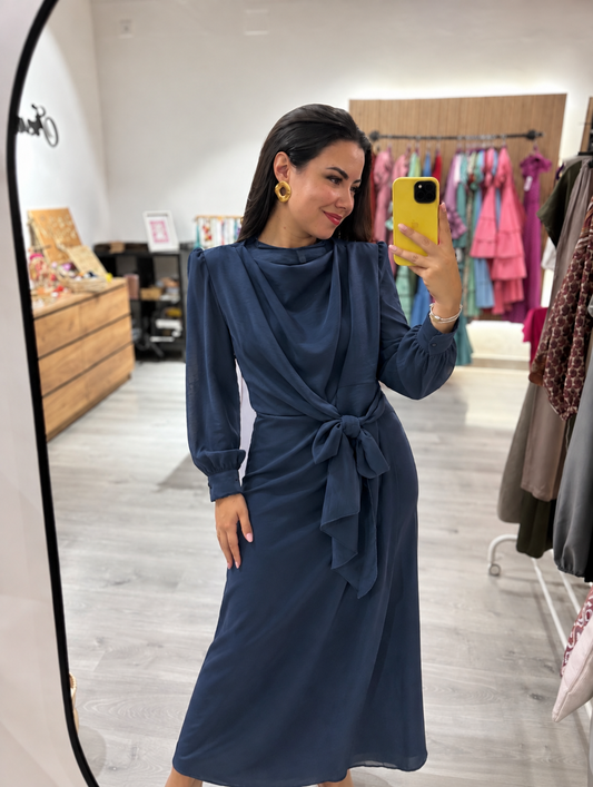 Vestido satinado lazo