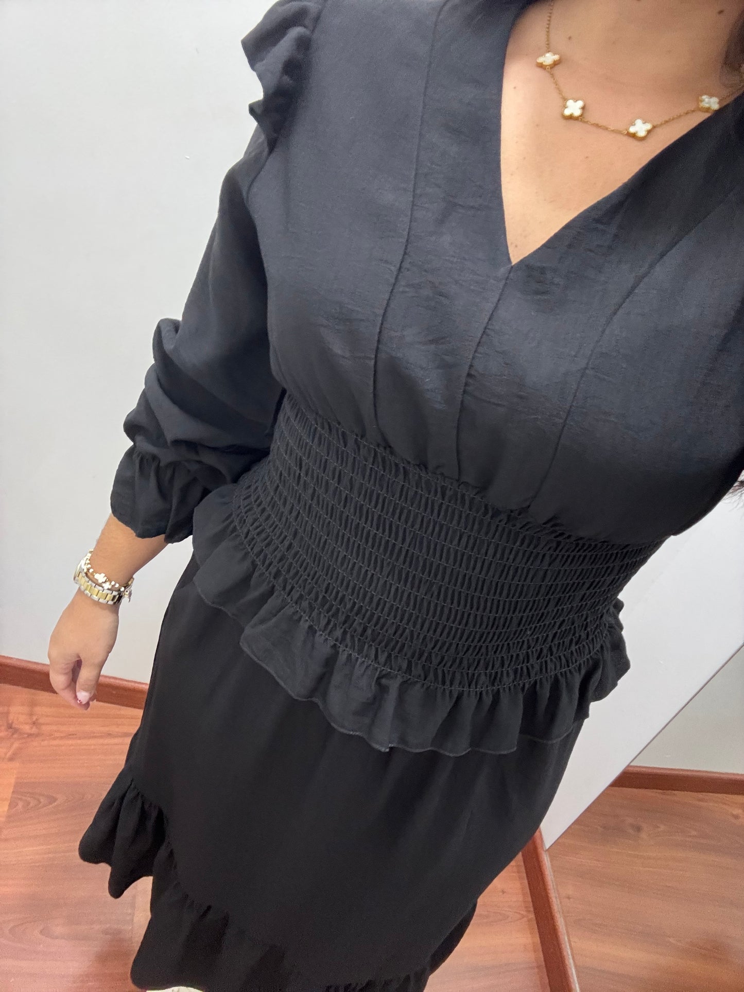 Vestido volante negro