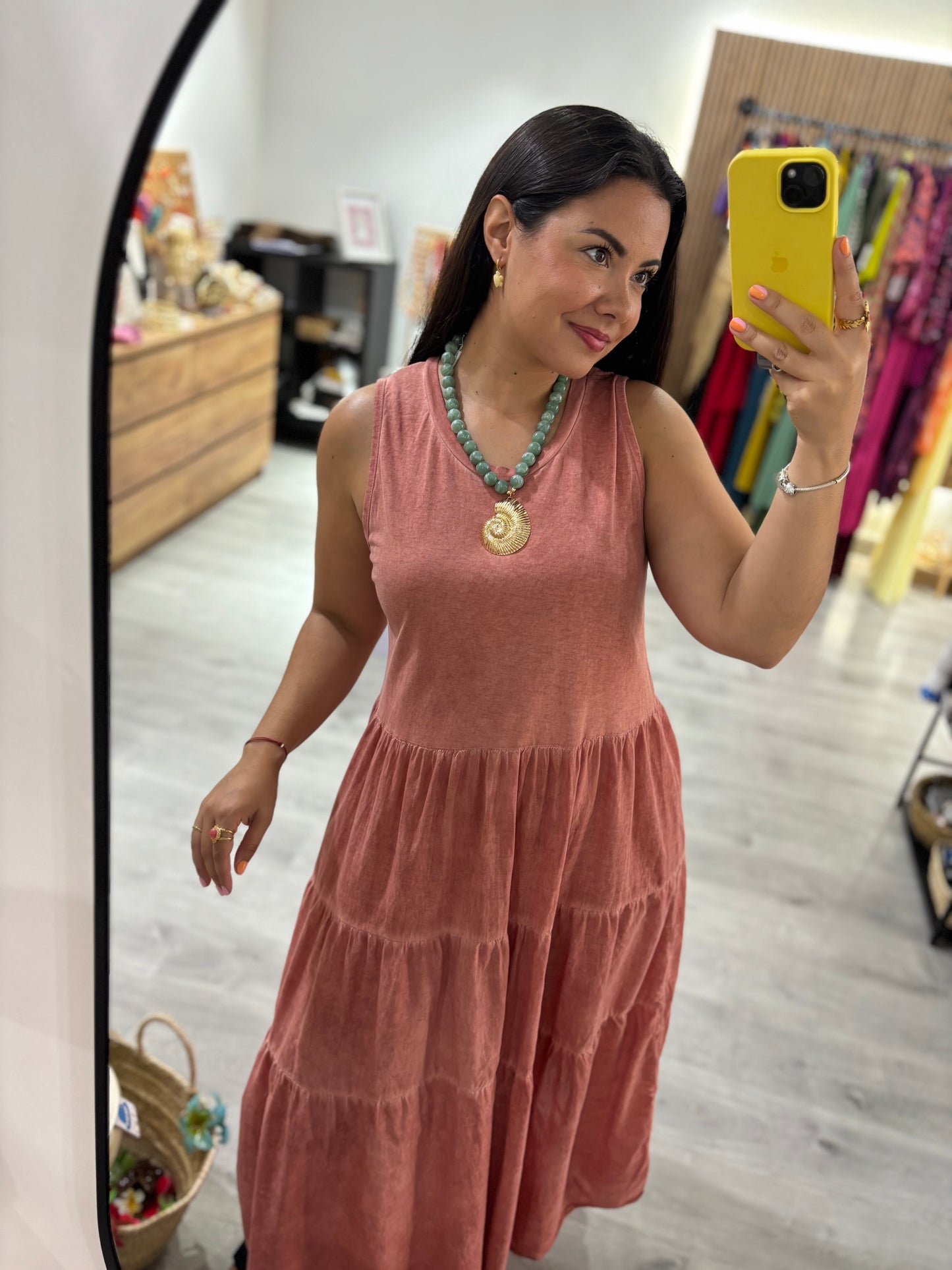 Vestido volantes coral