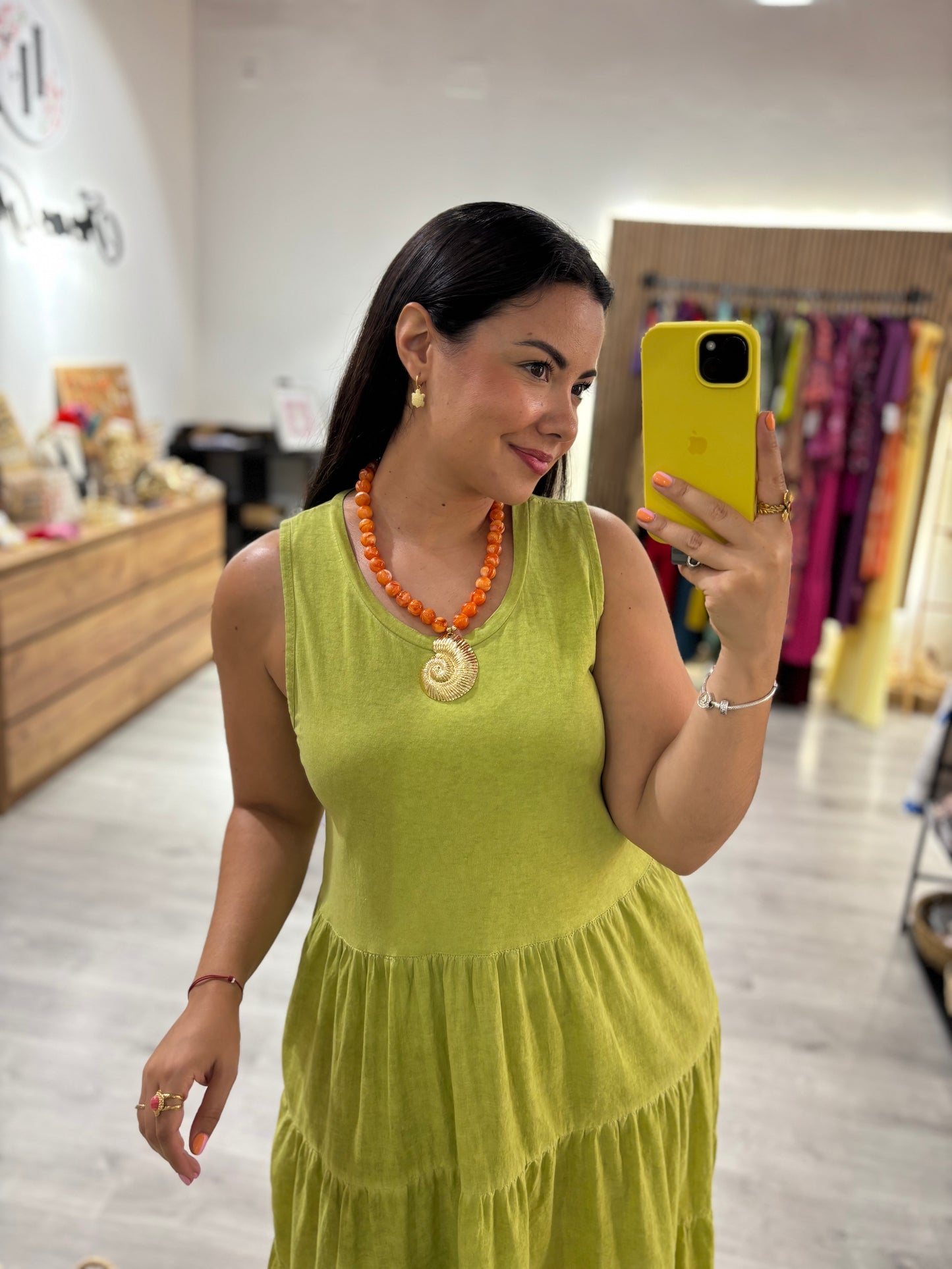 Vestido volantes verde