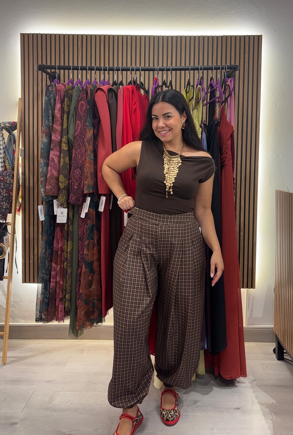 Pantalon cruzado