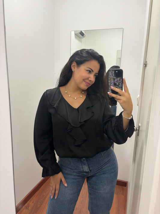 Blusa satén negro
