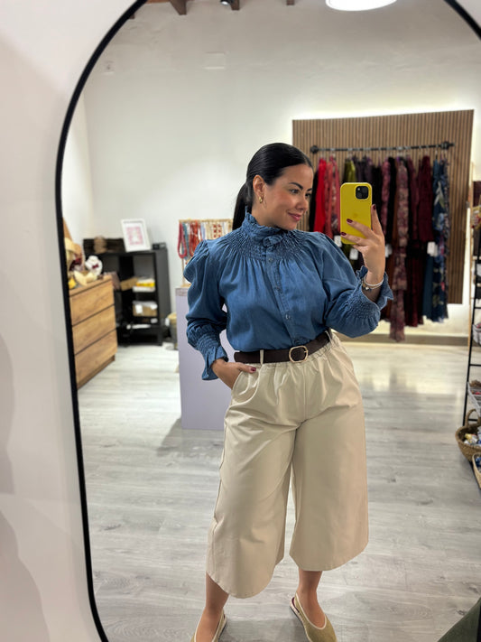Pantalon crema bermuda
