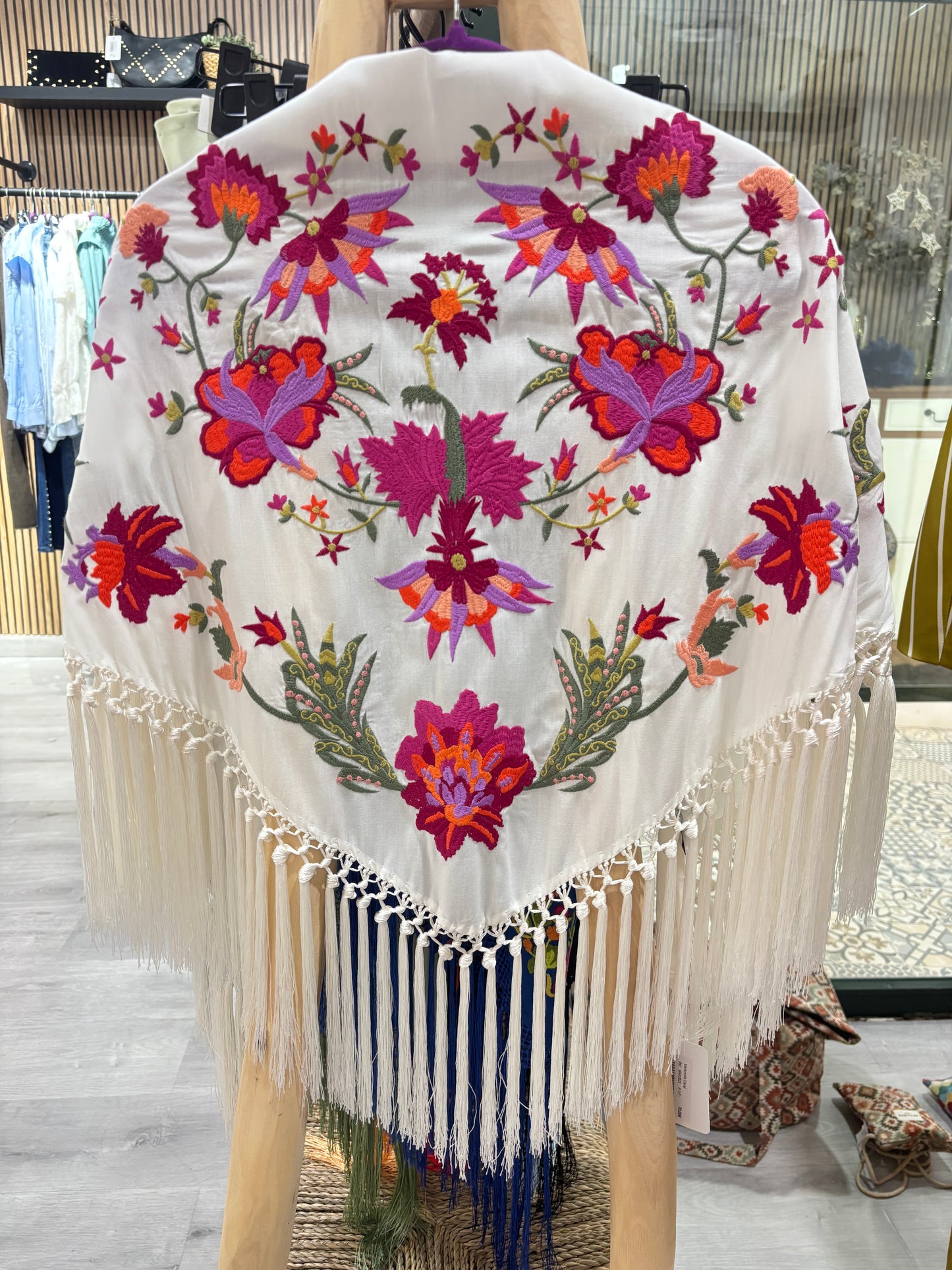 Mantoncillo clavel blanco