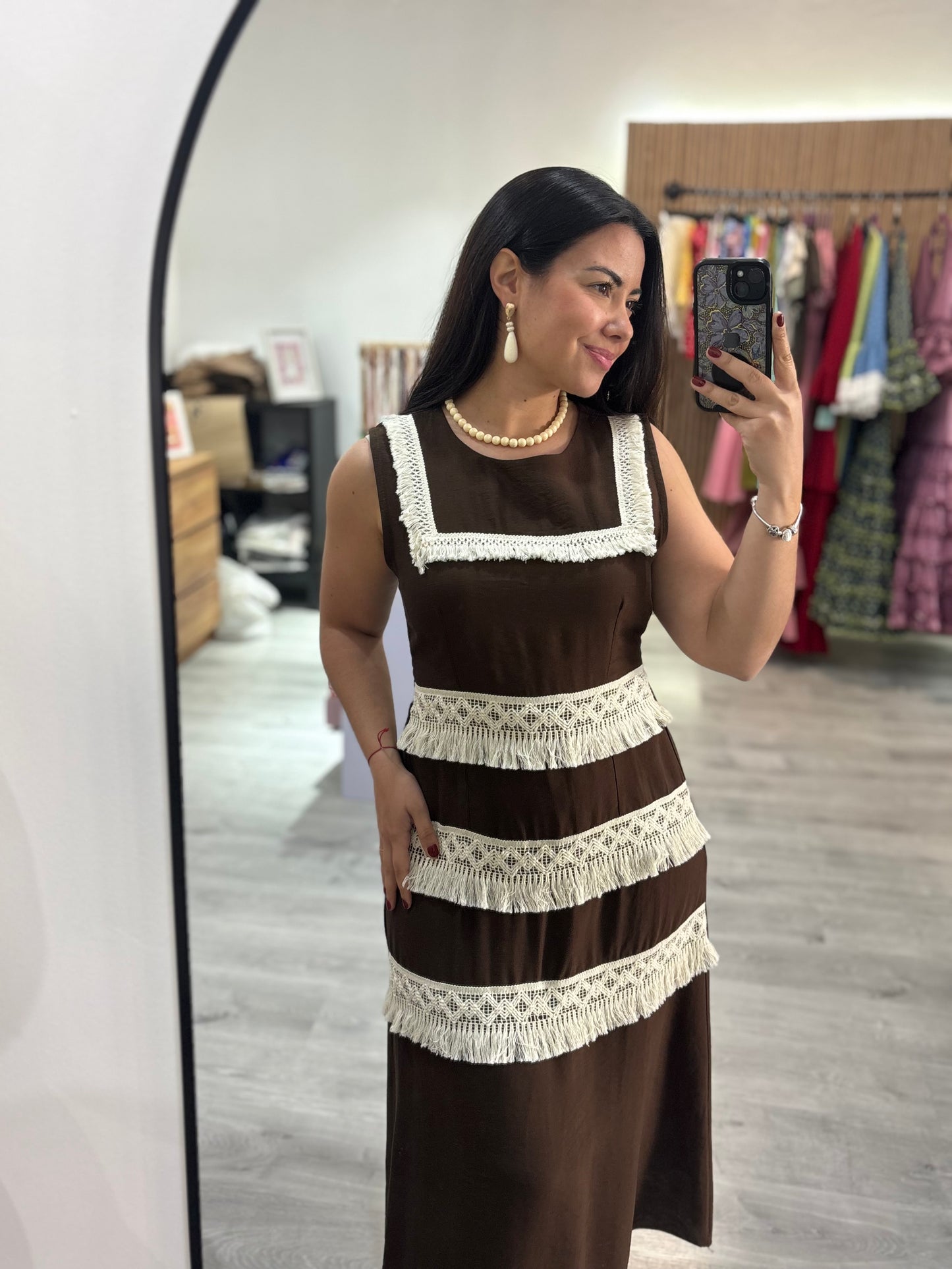 Vestido detalle chocolate