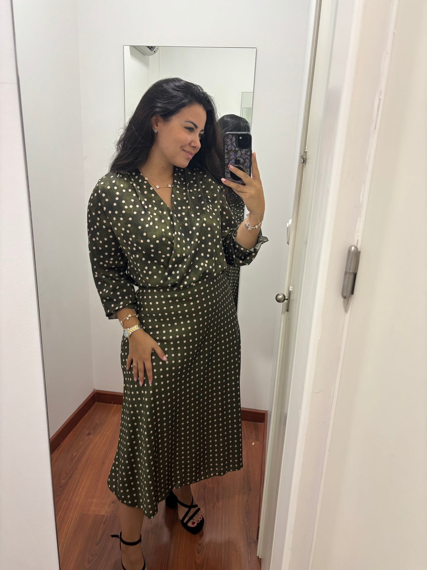 Falda satinada lunar