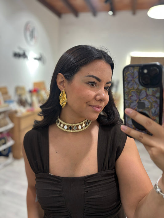 Choker espejo triangulo