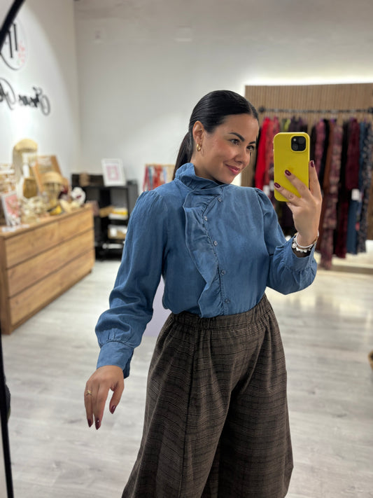 Blusa denim volante