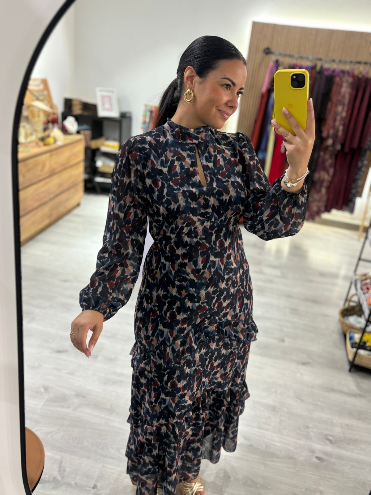 Vestido volantes petroleo
