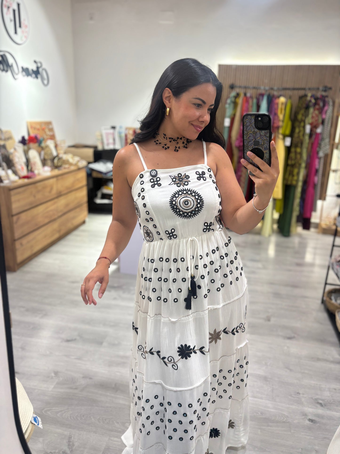 Vestido espejos blancos