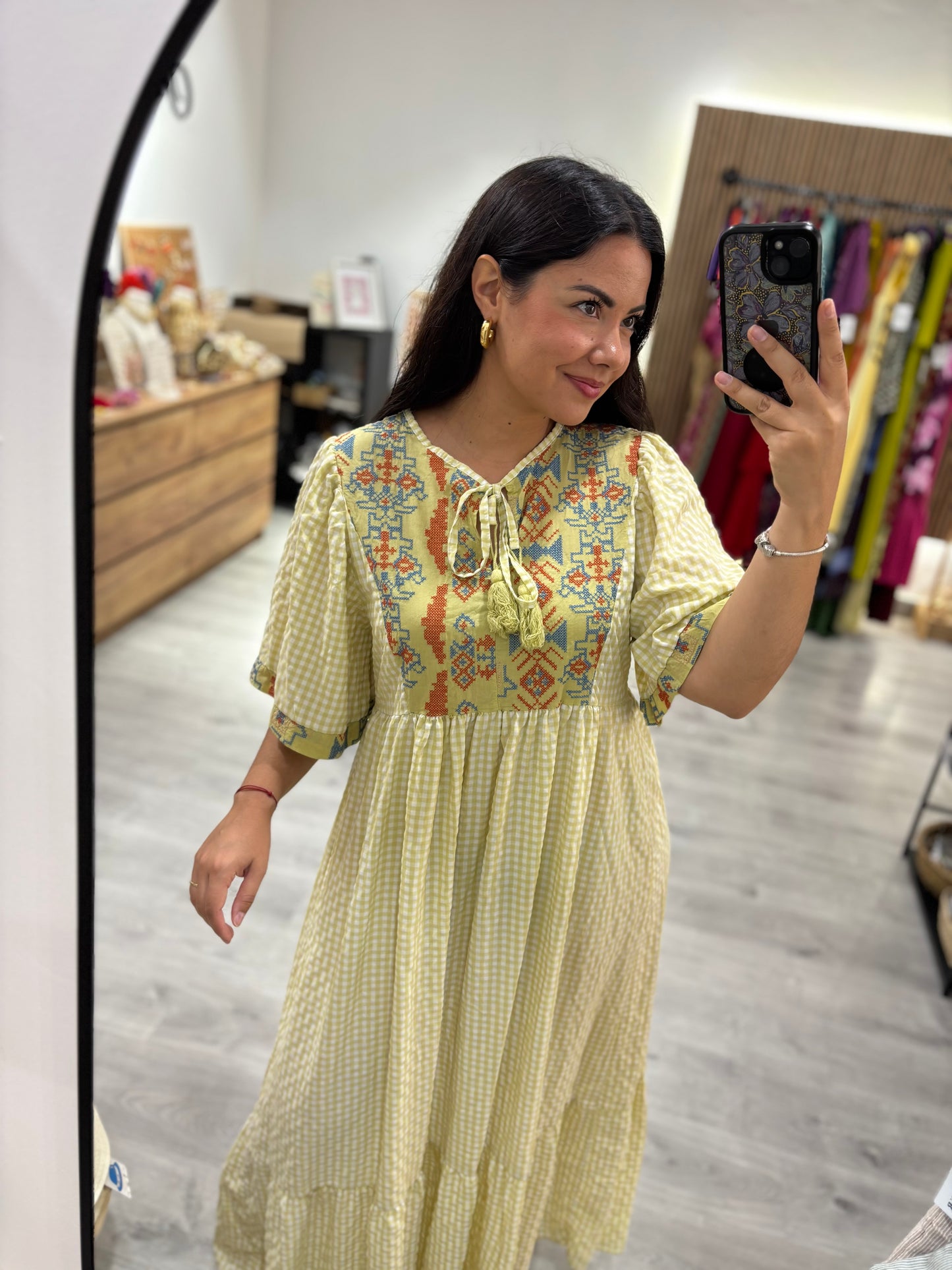 Vestido Luna bordado lima