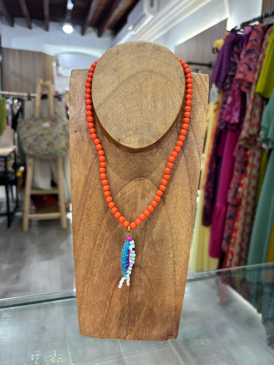 Collar abalorio coral