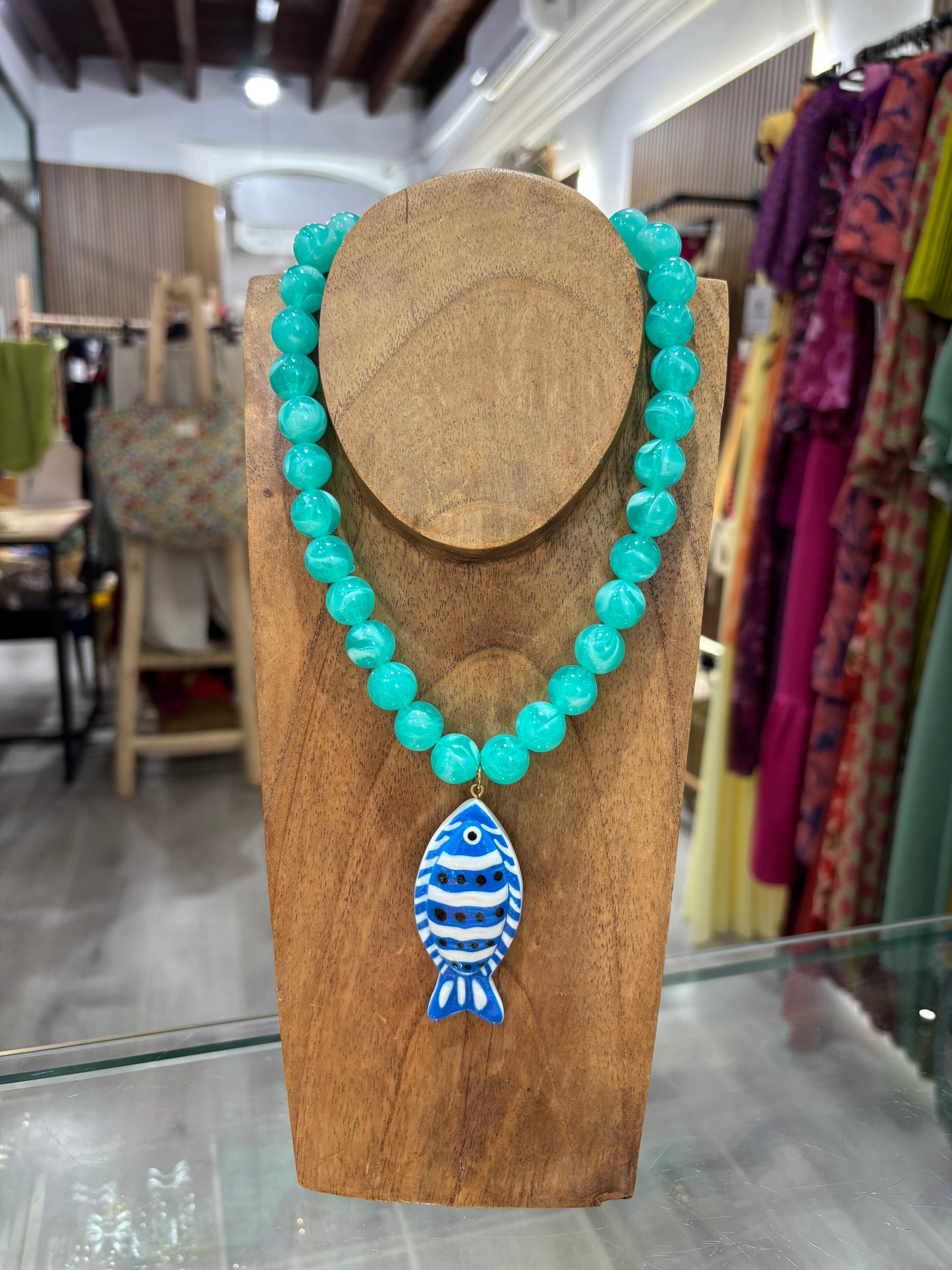 Collar peces turquesa