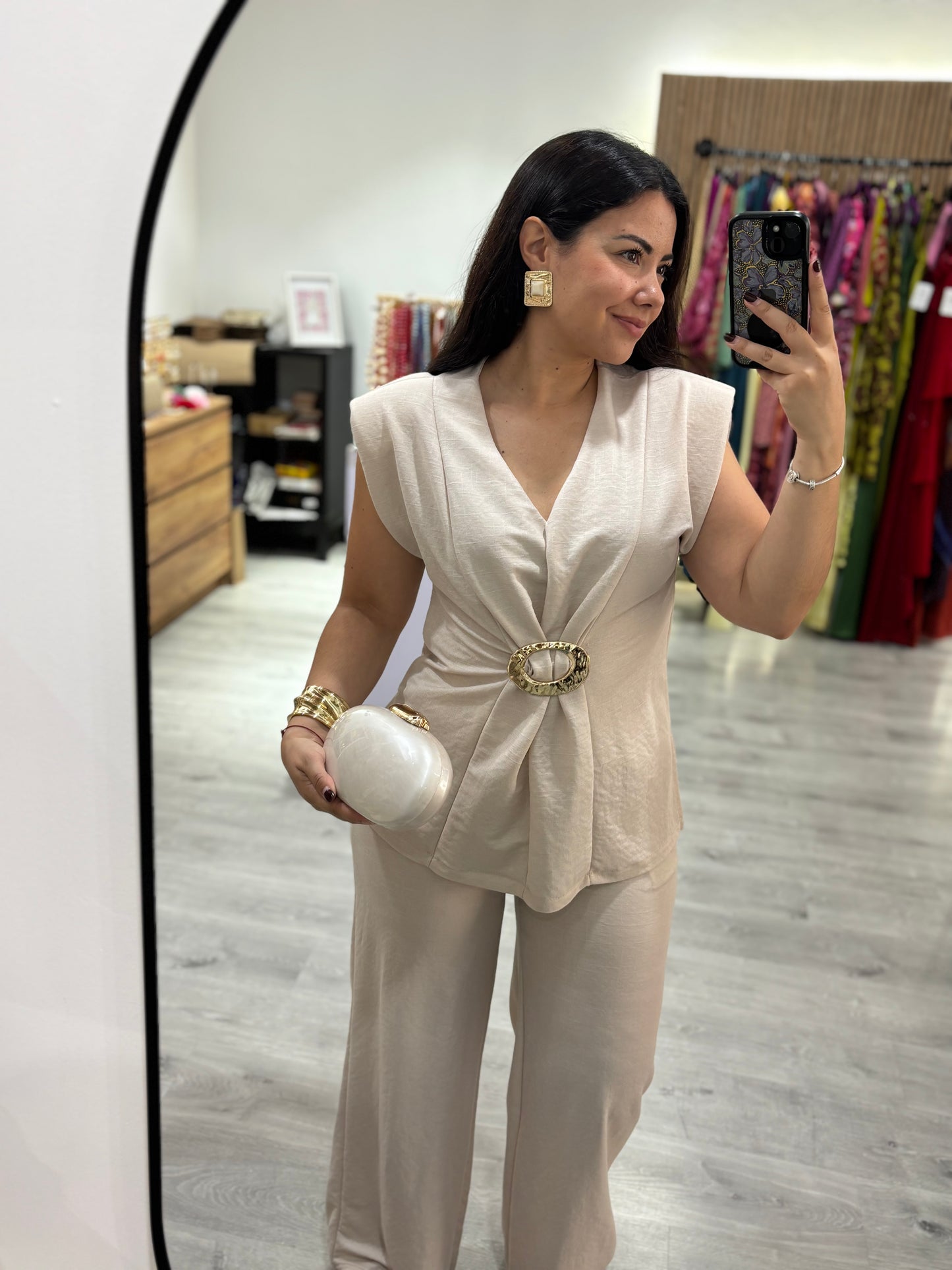 Conjunto detalle crudo