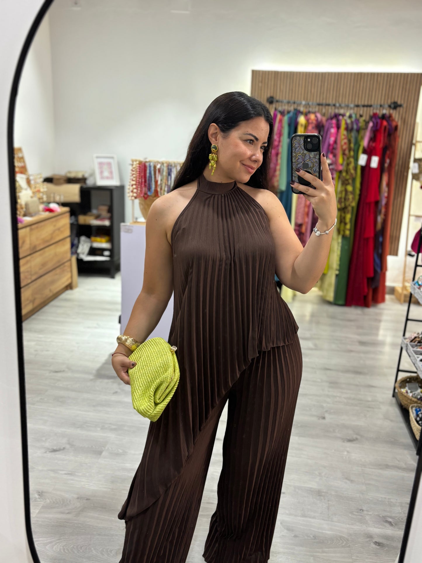 Conjunto plisado chocolate