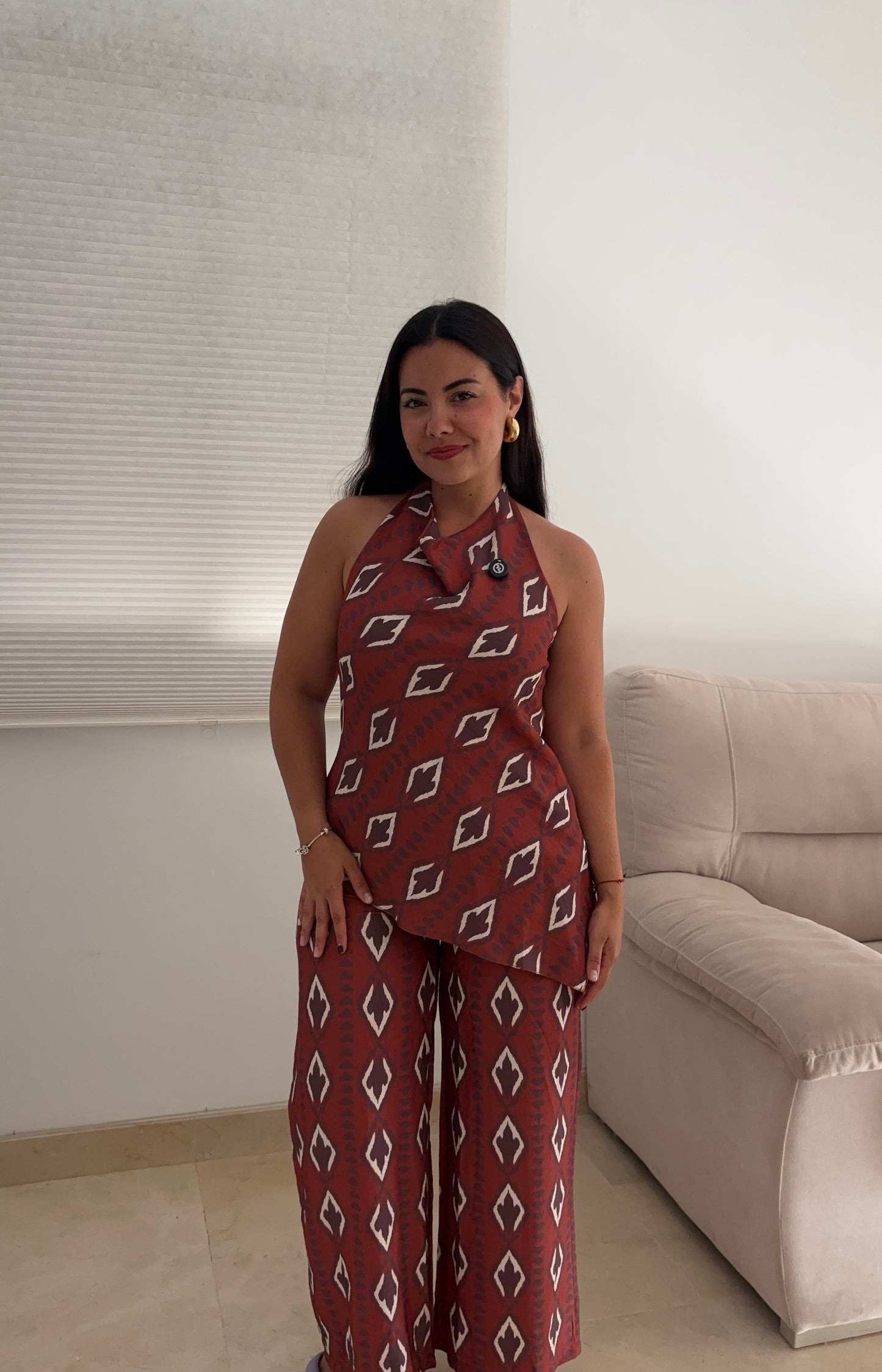 Conjunto asimetrico teja